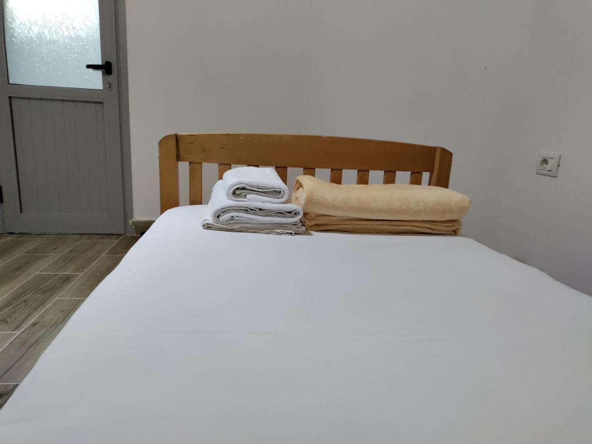Guesthouse Kroi City Center Berati Quarto foto