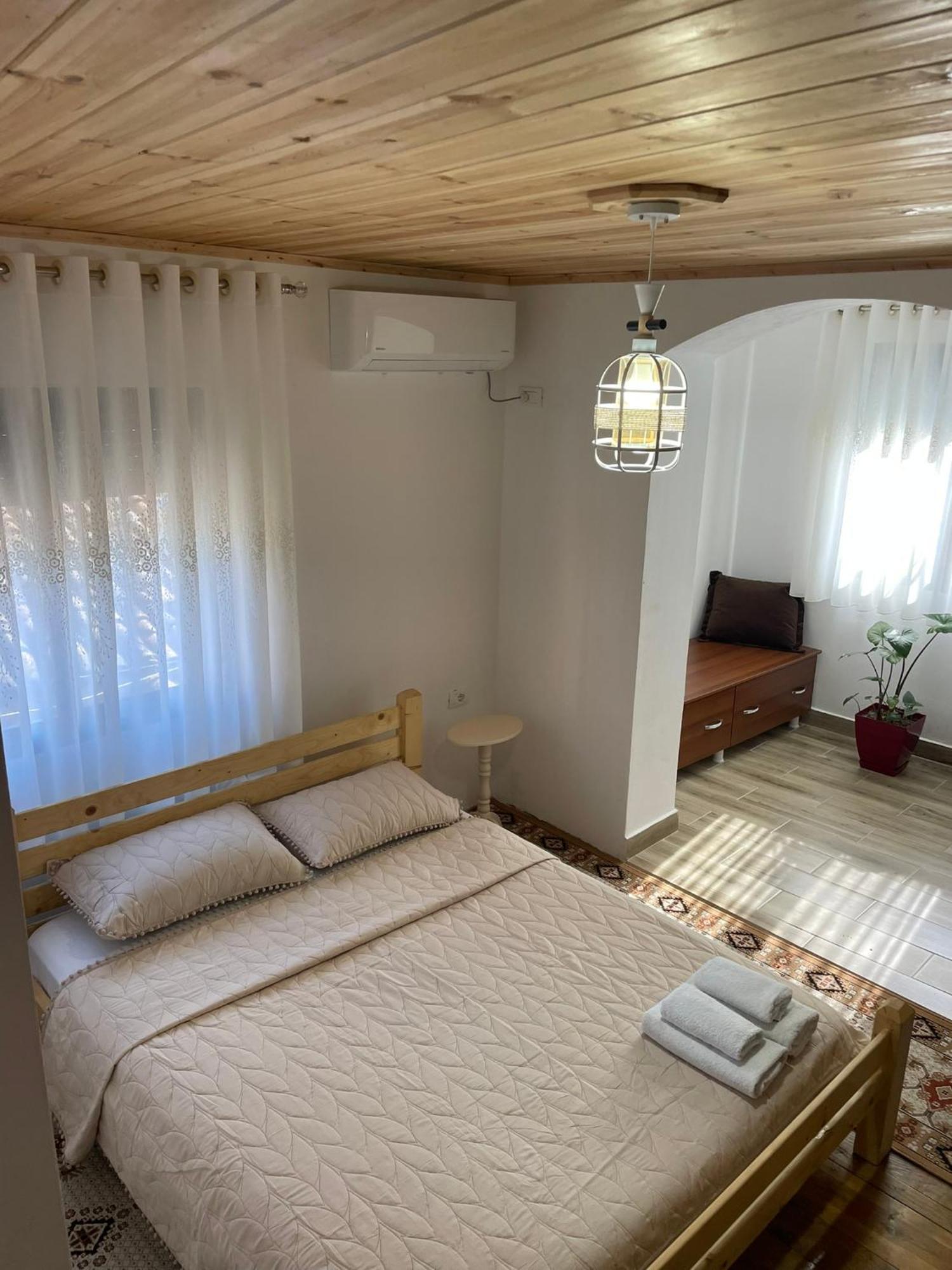 Guesthouse Kroi City Center Berati Exterior foto