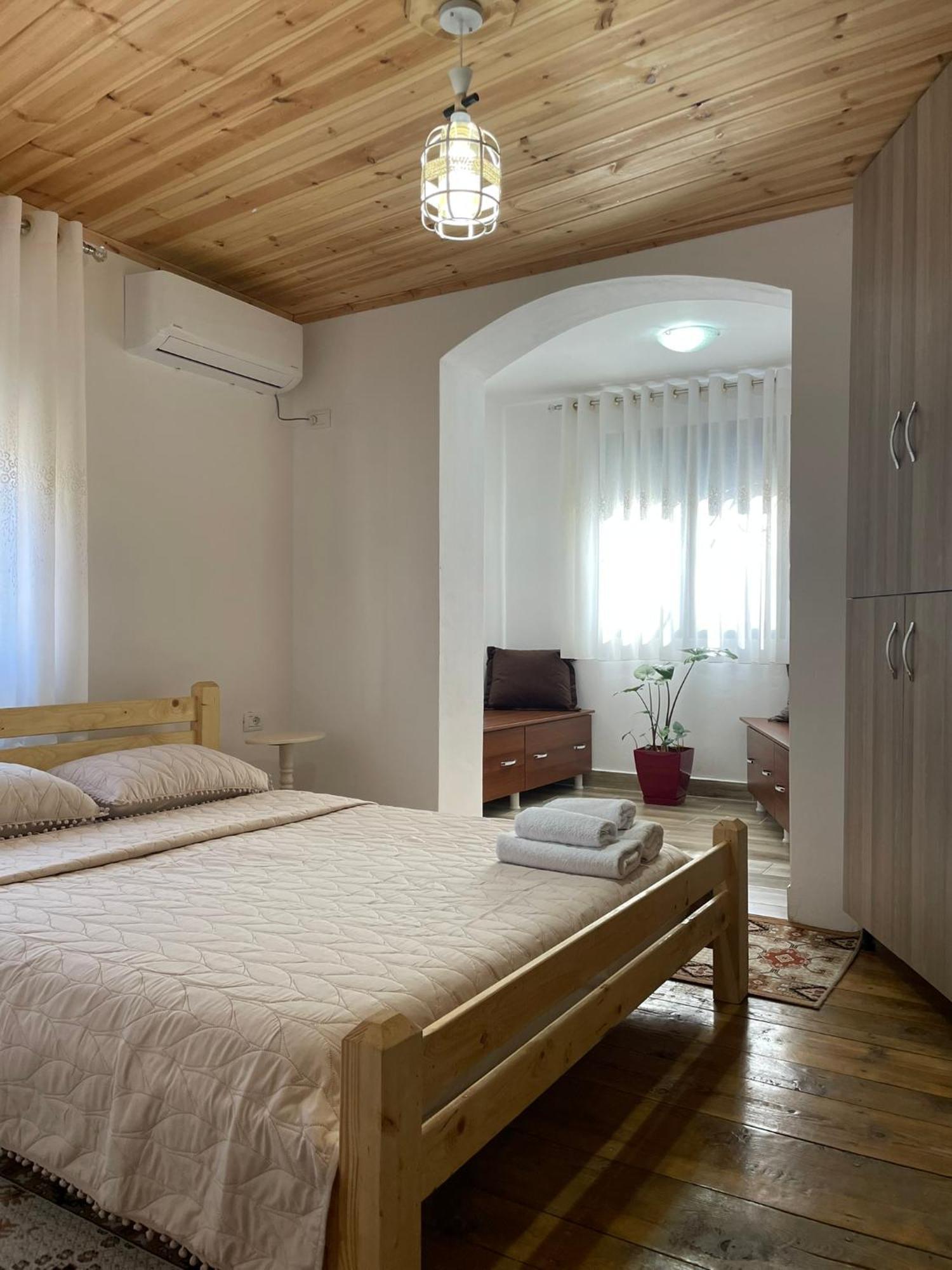 Guesthouse Kroi City Center Berati Exterior foto