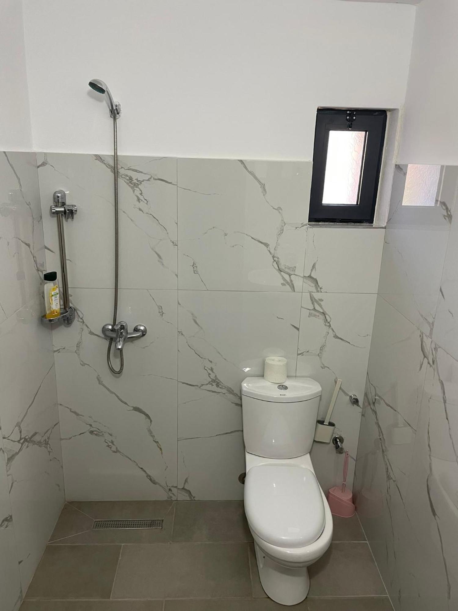 Guesthouse Kroi City Center Berati Exterior foto
